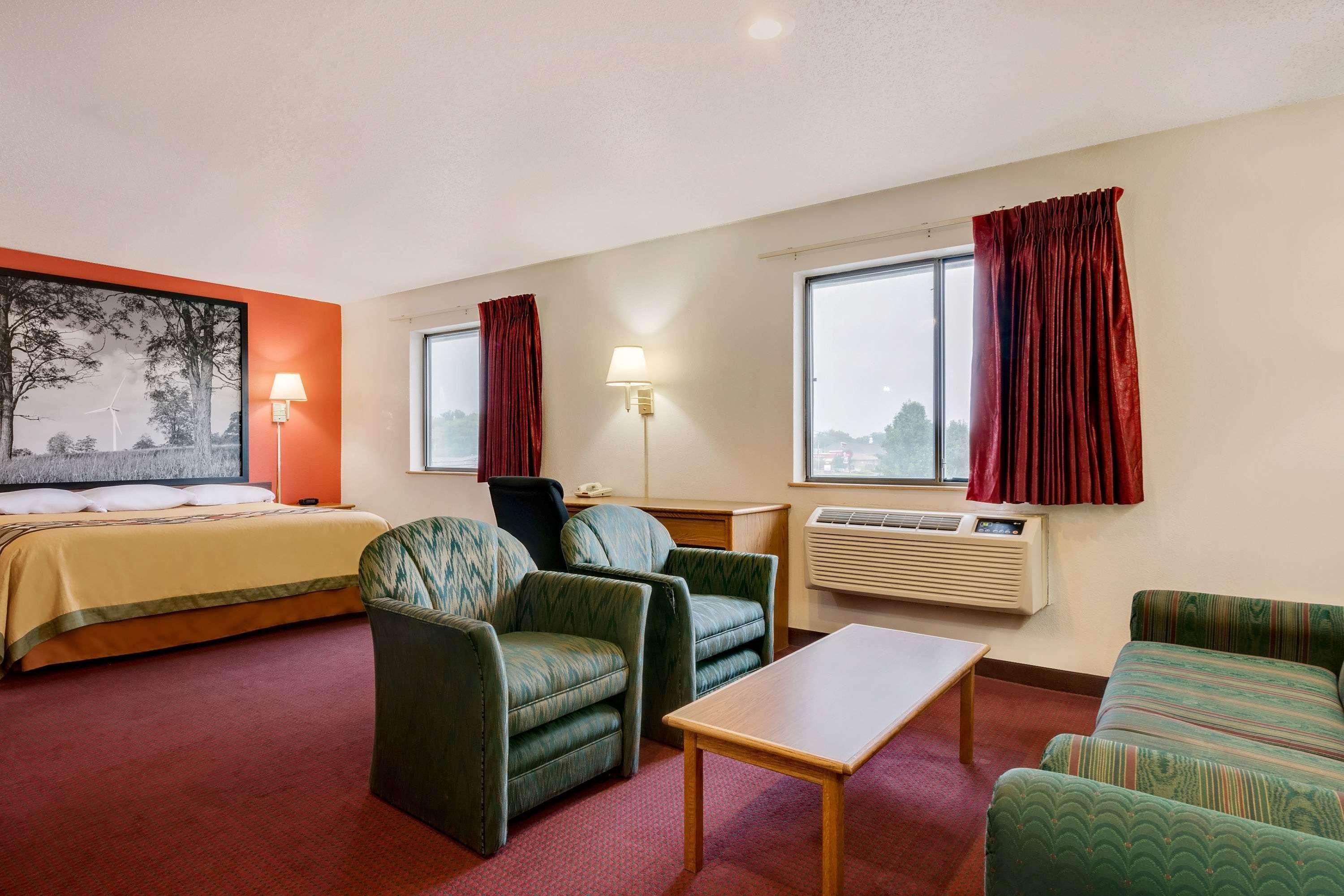 Super 8 Martinsburg Hotel Luaran gambar